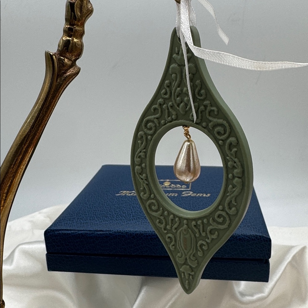 Wedgwood 1998 Sage Green Jasper "Wisdom" Millennium Gems Ornament.